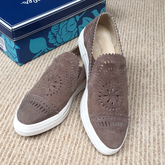 Seychelles Shoes - Seychelles So Nice Taupe Suede 8.5